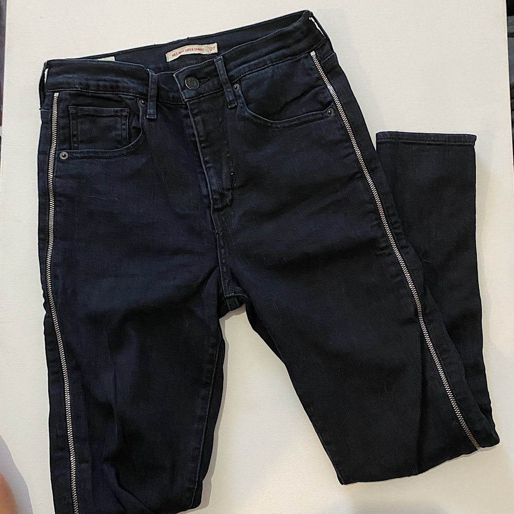 Levis pants